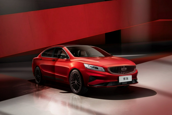 吉利博瑞国风版正式上市 售价14.38万元