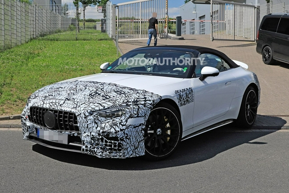 预计明年上市 全新梅赛德斯-AMG SL本月28日亮相