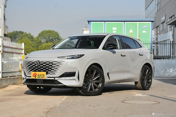 长安UNI-K两款新车型上市 售价14.59-17.29万元