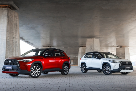 一汽丰田卡罗拉锐放上市 售价12.98-16.98万元