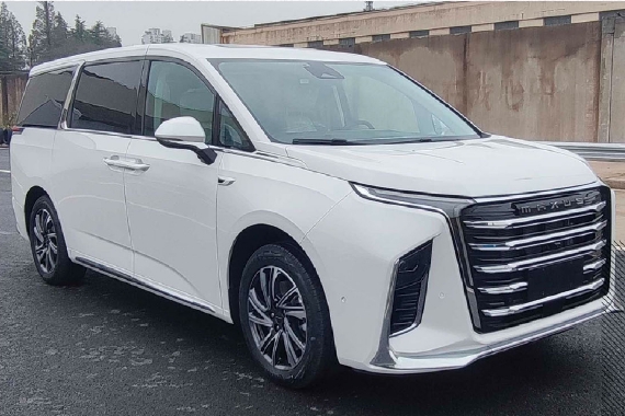 搭2.0T发动机 上汽大通G90将于3月21日上市