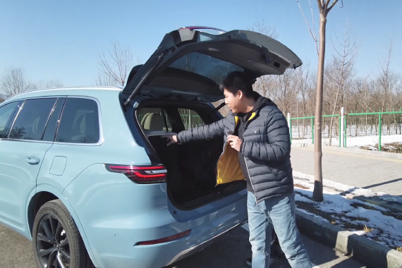 年销九万的理想ONE 能解决奶爸们的痛点吗（下）