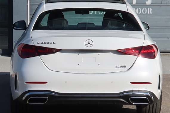 搭2.0T插混系统 梅赛德斯-奔驰C350 eL实车曝光