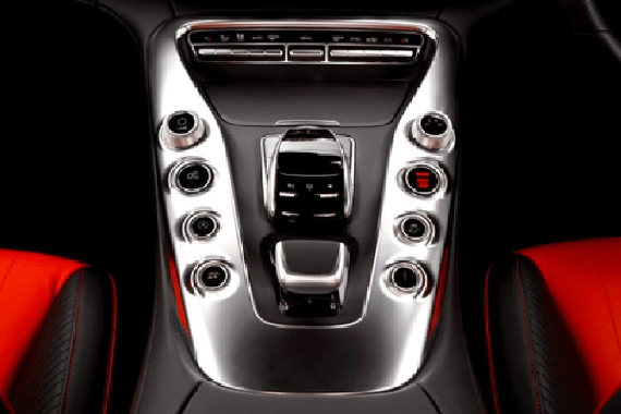 “电动化+智能化”大招频出 豪华车市场要变天