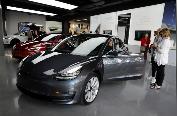 特斯拉再定远大目标：6月底Model 3周产达6000辆