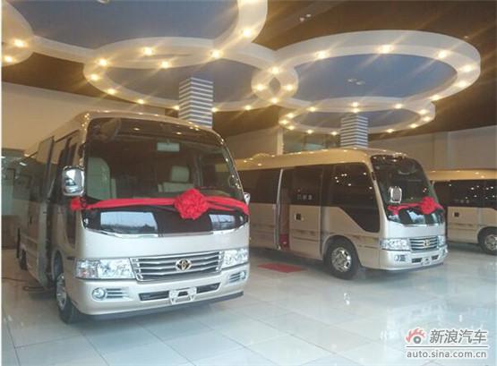 丰田考斯特12座内饰纯手工打造价格