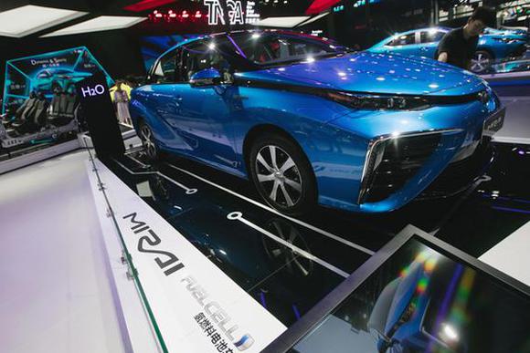2020年氢燃料电池汽车推广应用量翻番 产业化还得爬坡过坎