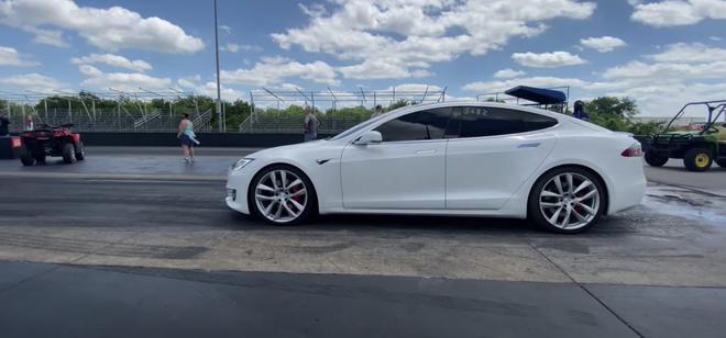 Tesla-Model-S