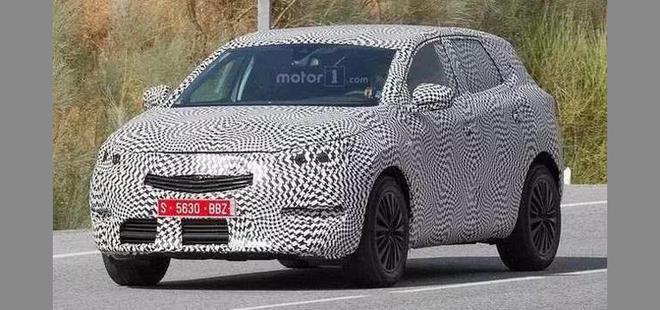 全新一代标致2008路试谍照(图片来源于网络)