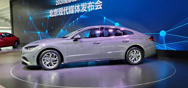 2020成都车展：第十代索塔纳领衔 北京现代全系车型亮相