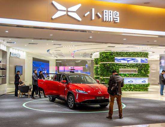 指控小鹏汽车员工窃密 特斯拉向竞争对手苹果寻求帮助