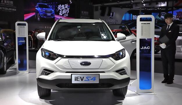 江淮iEVS4将于1月28日开启预售 二季度上市