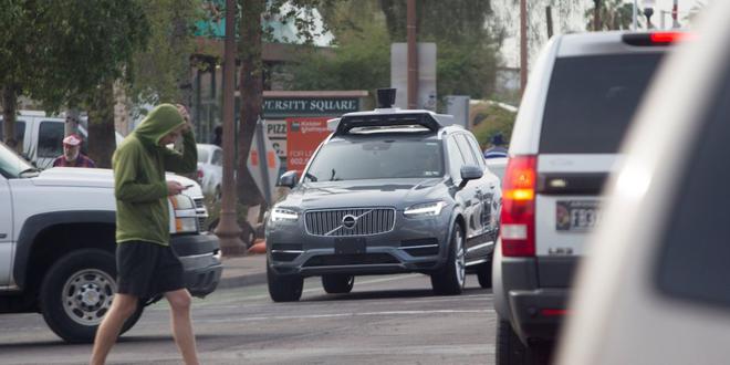 沃尔沃官方表示Uber所采用的XC90的测试车已经不是原厂状态
