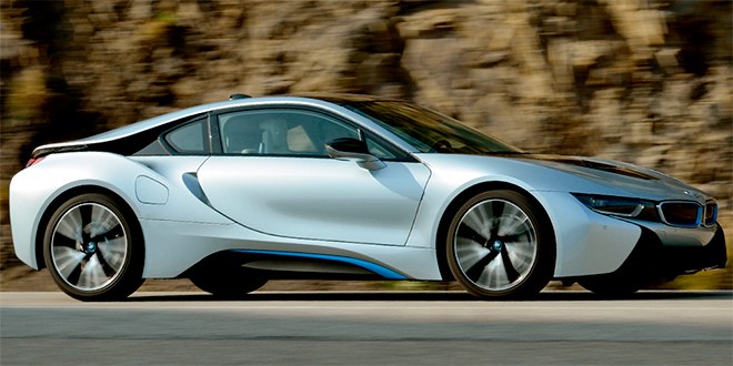 全新BMW i8轿跑车