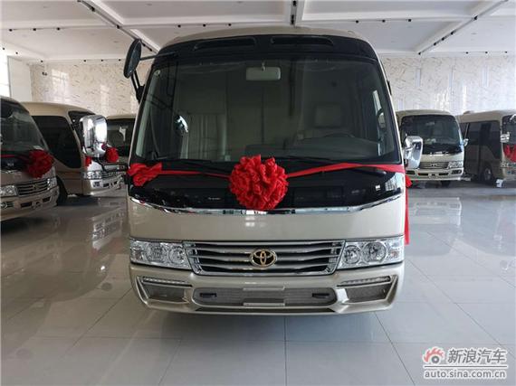 丰田考斯特12人座多少钱 丰田十二座改装