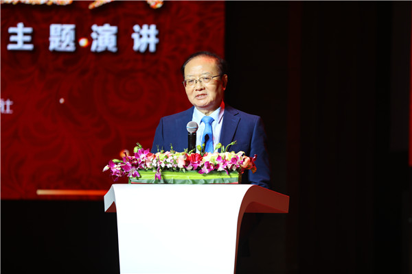 原商务部副部长、中国国际经济交流中心副理事长魏建国