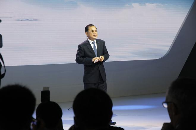 长安全新小型SUV CS15亮相广州车展