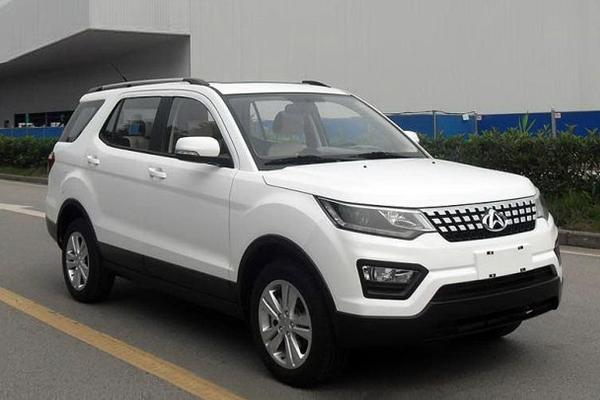 长安商用推13款车 CX70明年上半年上市