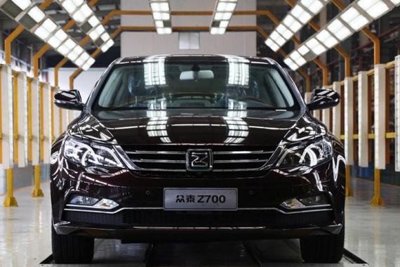 12月上市 众泰旗舰轿车Z700正式下线