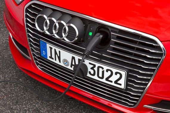 奥迪挑战特斯拉 或与同行合作建快充站