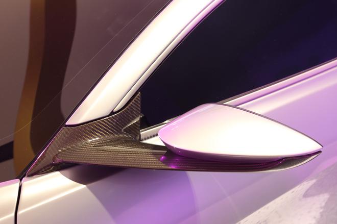 阿斯顿·马丁与邦德系列电影跨越半世纪