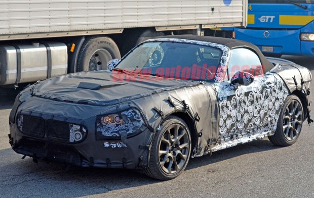 菲亚特124 Spider Abarth版谍照曝光