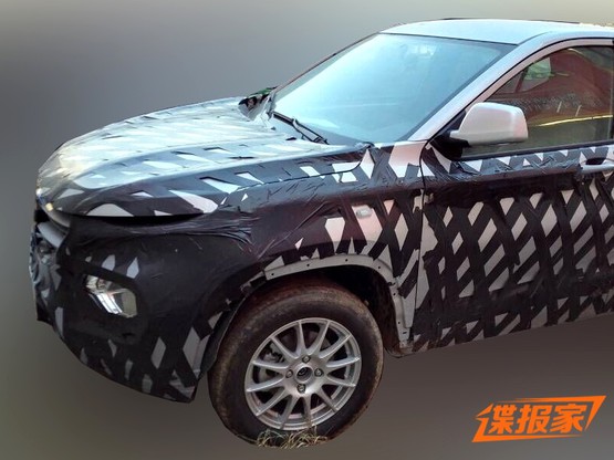 宝骏全新小型SUV谍照 采用家族式设计