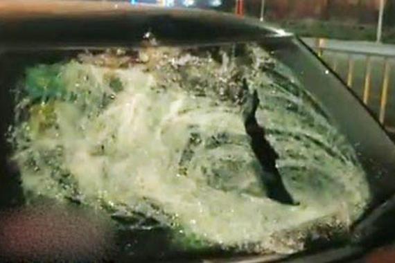 济南一执勤交警被撞身亡 肇事女司机吓哭