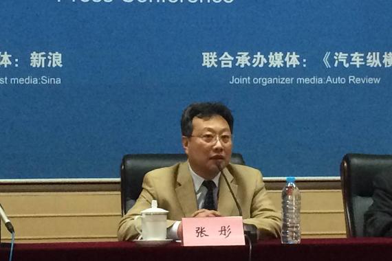 新能源汽车迎井喷 混动技术或成突破关键