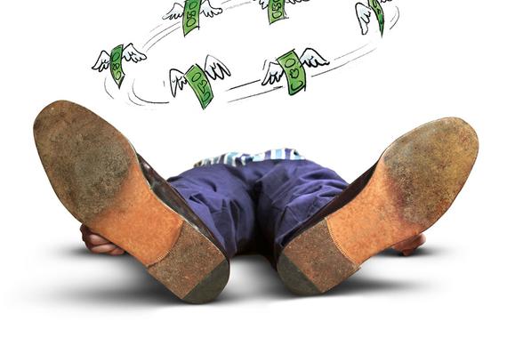 乘客“氧中毒”晕倒 地铁工作人员救助