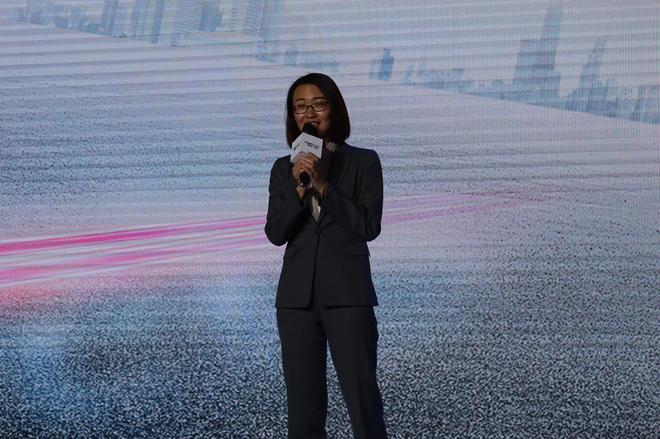 雷凌双擎到店发售 零价差引爆混动潮流