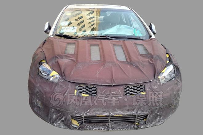 现代改款朗动谍照首曝 或将于明年上市