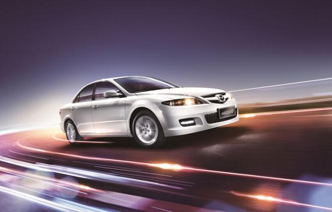 平安夜出行享平安.沉稳马6保驾护航