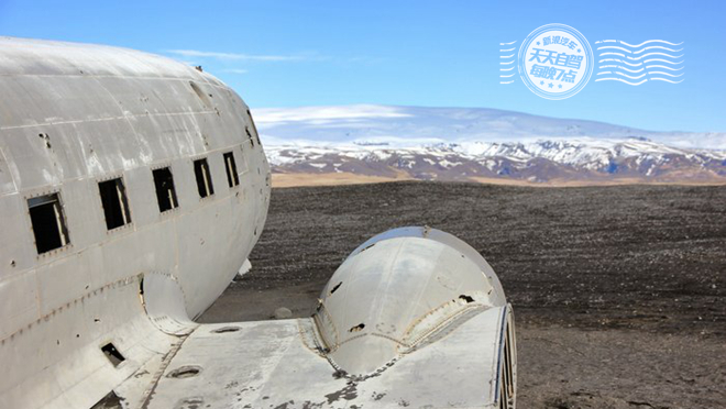自驾|惊呆了!黑沙滩上的美海军飞机残骸