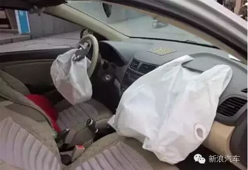 汽车冷知识:玻璃水为什么是蓝色?