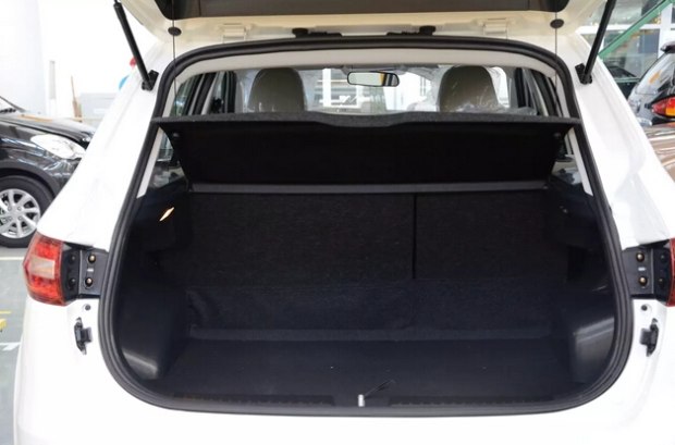 一汽吉林森雅R7实车图 2016年上市销售