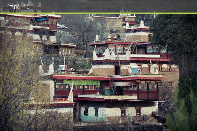 行家|感悟天葬的神圣 修行者必去的色达