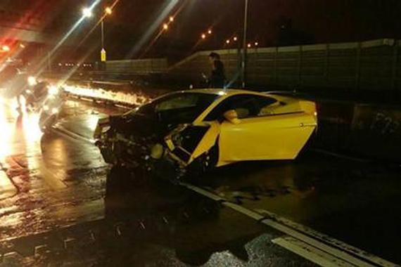 千万兰博基尼撞烂 台男子酒驾找女友顶罪