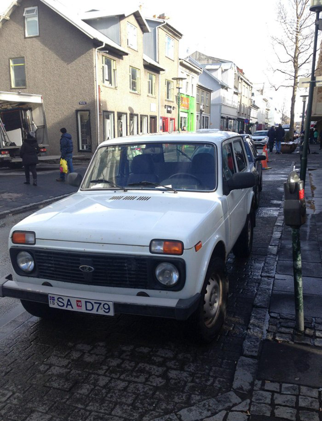 自驾|羡慕嫉妒恨!在冰岛巧遇老爷车集会