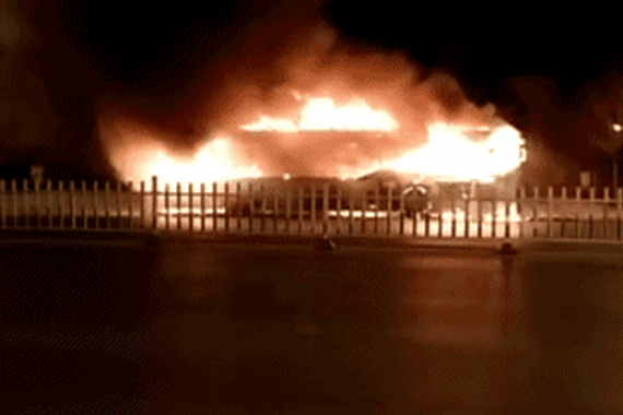 宁夏公交车行进中起火 目前已致14死32伤