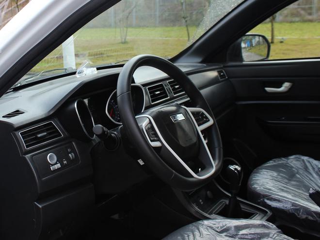 力帆入门SUV内饰官图发布