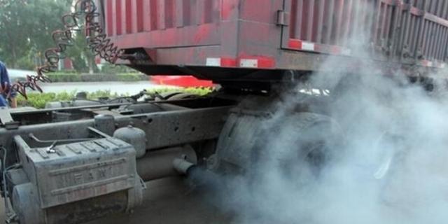 环保部发布《2015年中国机动车污染防治年报》