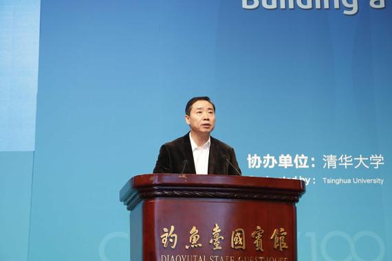 辛国斌:新能源车矛盾突出 推广仍靠政策拉动 