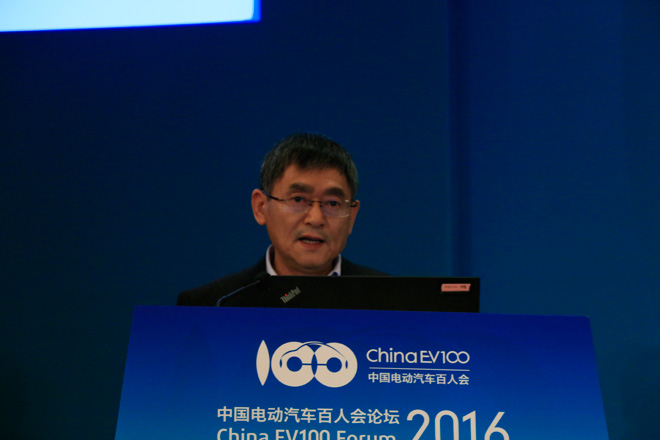 工业和信息化部装备司司长 张相木