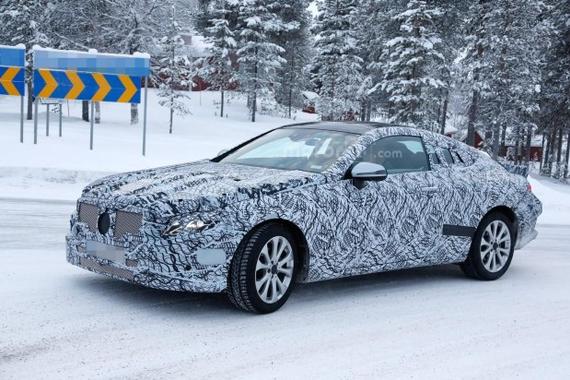 全新奔驰E级Coupe谍照曝光 有望3月亮相 