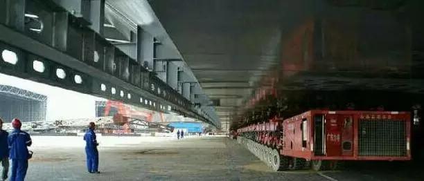 世界轮胎最多的车在中国!1152个车轮!