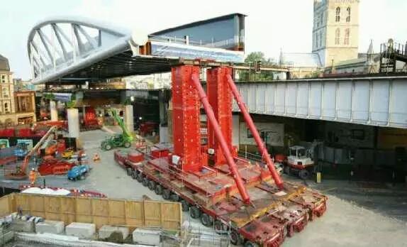 世界轮胎最多的车在中国!1152个车轮!