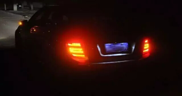 什么时候开双闪是门学问 错了要扣分哦