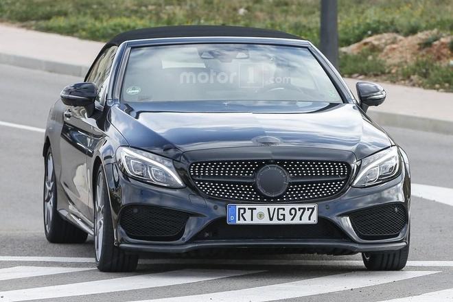 搭3.0T发动机 AMG C 43敞篷版谍照曝光