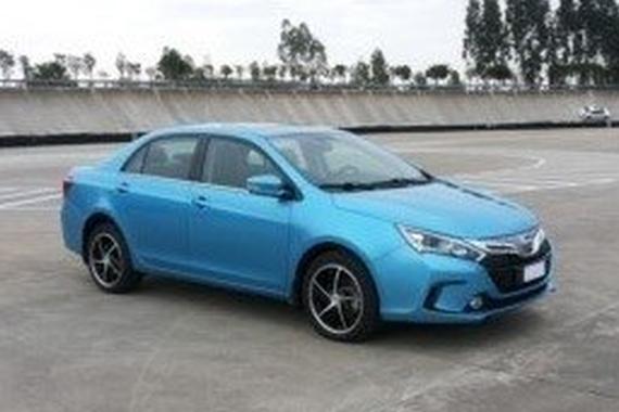 续航300公里 比亚迪秦电动版或3月上市